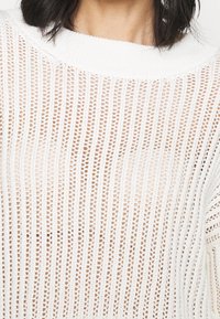 RIANI Stickad tröja - off-white