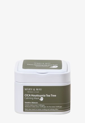 Hvid beholder af Mary & May CICA Houttuynia Tea Tree Calming Mask til sensitiv hud med grøn etiket og produktdetaljer.
