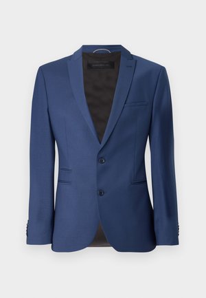 Donkerblauwe op maat gemaakte blazer, enkelvoudig met twee knopen, met revers, zijzakken en een textuurstof met subtiele glans.