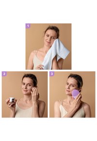 Foreo FOREO SUPERCHARGED HA+PGA TRIPLE ACTION INTENSE MOISTURIZER  15 ML - Fuktighetskräm