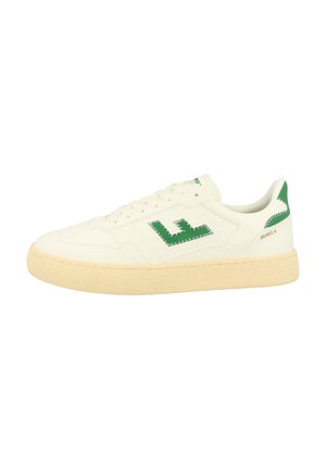 Weiße Ledersneakers mit einer strukturierten, cremefarbenen Gummisohle. Verfügt über ein grünes gesticktes Logo und Akzente an der Seite und Ferse.