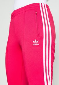 adidas Originals Teplákové kalhoty - black