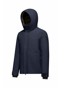Marineblauwe geïsoleerde jas met een capuchon, voorzien van een ritssluiting aan de voorkant, twee grote zakken en klittenbandmanchetten. De binnenvoering heeft een contrasterende kleur.