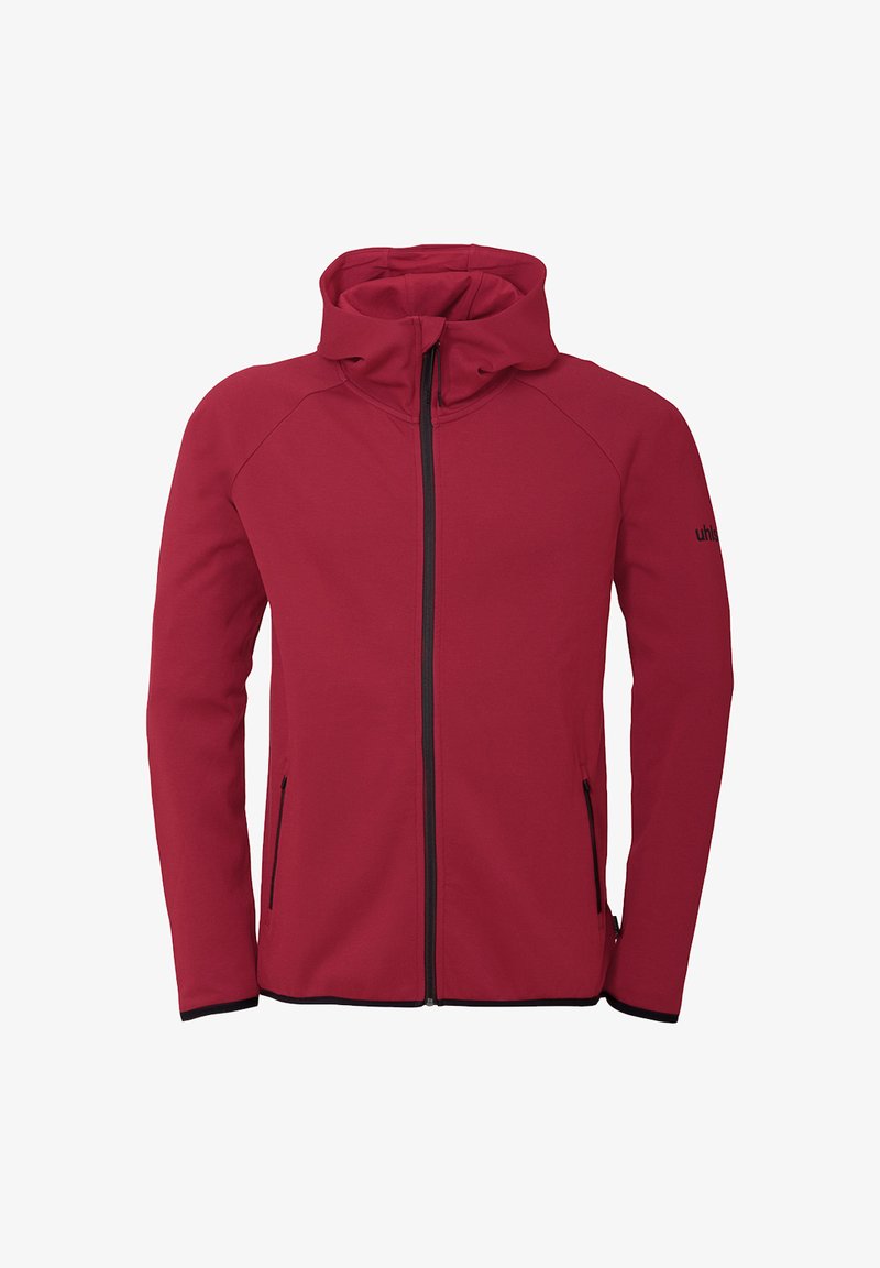 Rød zip-up jakke med hætte, lavet af glat materiale, har sorte lynlås- og lommeaccenter samt raglanærmer for en tætsiddende pasform.