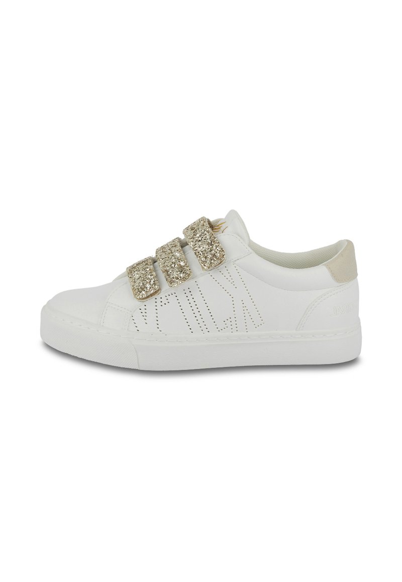 Sneaker bianco con tre cinturini in velluto dorato scintillante, design perforato e finitura testurizzata sul tallone. Suola in gomma, stile casual.