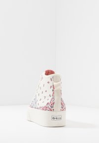 adidas Originals Zapatillas altas - off-white