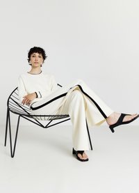 Calliope PALAZZO CON PROFILI - Pantaloni - bianco