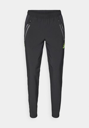adidas Performance REAL MADRID TIRO25 PRO VIS TECH TRAVEL PANT - Športne kratke hlače - black/lucid lemon