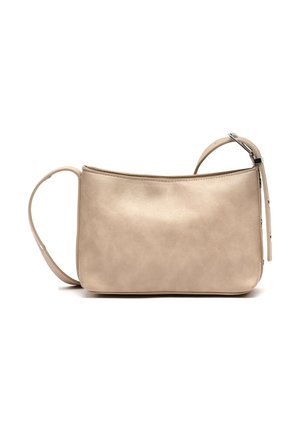 Beezh nahast ristkere kott reguleeritava rihma ja hõbedase pandlaga, valgel taustal esitletud.