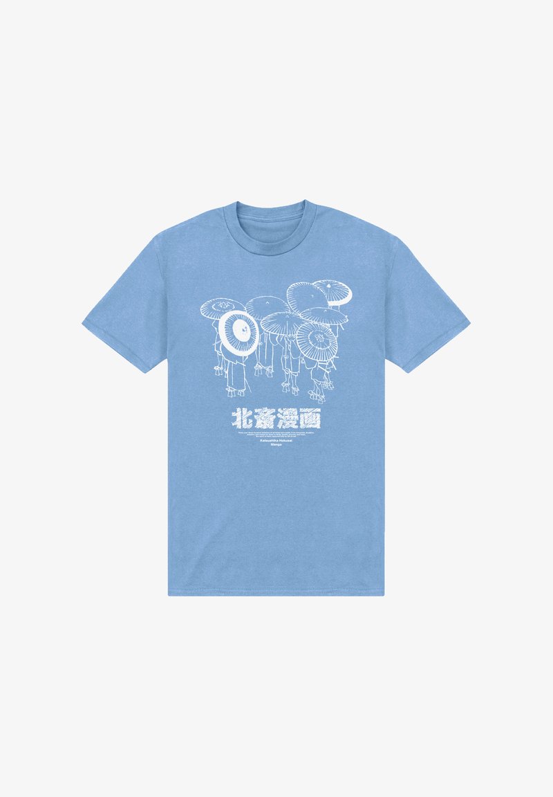 Modrá bavlněná tričko s bílou ilustrovanou grafikou postav pod kulatými klobouky a japonským textem níže. Krátké rukávy a design s kulatým výstřihem.