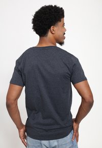Henry Tiger - T-shirt z nadrukiem