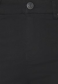 Vero Moda Tall HOT SEVEN  - Calças de ganga de corte skinny - black