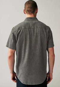 Next SHORT SLEEVE  REGULAR FIT - Skjorta - grey
