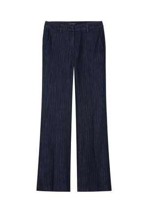 Marineblaue Nadelstreifen-Hosen mit weitem Bein, Gürtelschlaufen und Seitentaschen, zugeschnitten für einen formellen oder business-casual Look.