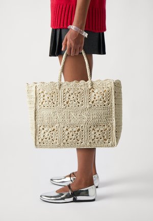 Tote bag - delicate beige
