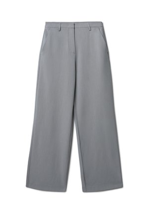 Pantalons larges gris clair, fabriqués dans un tissu lisse. Ils disposent de deux poches avant et d'une finition soignée.