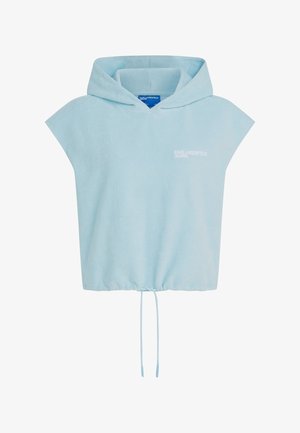 Hele sinine kapuutsiga dressipluus, valmistatud pehmest kangast. Omab lühikesi varrukaid, paelaga reguleeritavat alumist serva ja valget logo ees.