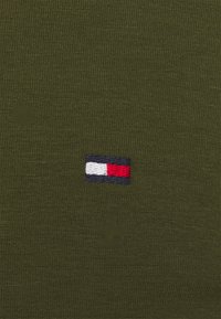 Tommy Hilfiger STRETCH SLIM FIT - Camisola de manga comprida - olivewood
