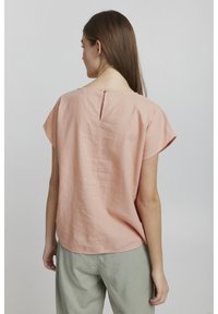 Oxmo OXARNORA - Camicetta - coral cloud