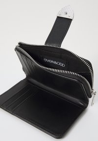 Even&Odd Peněženka - black