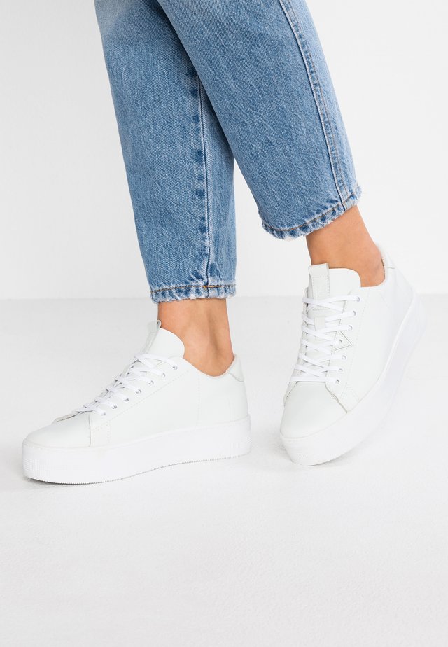 HOOK XL - Joggesko - white