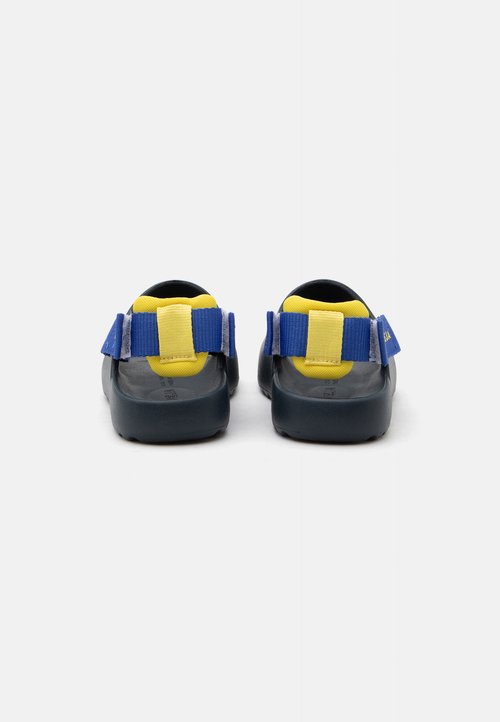 Veja MINI ETNA UNISEX - Pool slides - nautico — foto 3