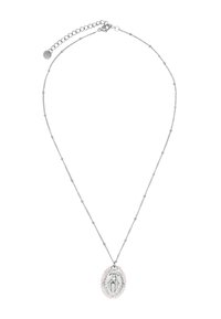 Collier en chaîne en argent avec un pendentif ovale présentant une image détaillée encadrée de perles roses et d'une bordure texturée. Fermeture ajustable à l'arrière.