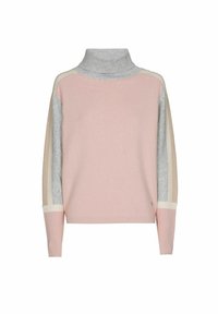 Pull en tricot rose et gris avec un col haut, présentant des rayures contrastantes beige clair et gris sur les manches. Texture côtelée et coupe décontractée.