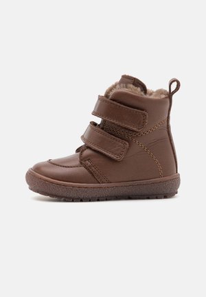 STORM UNISEX - Chaussures premiers pas - coffee