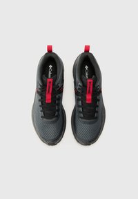 Columbia KONOS - Hikingschuh - dark grey/mountain red