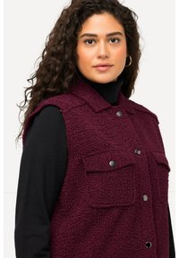 Ulla Popken Vest - dark red