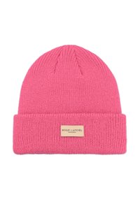 Różowa dziana czapka z prążkowanym wzorem, z podwiniętym brzegiem, z małą beżową metką oznaczoną "BICKLEY + MITCHELL."