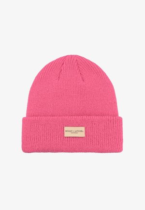 Roze gebreide muts met een geribbeld textuur, voorzien van een omgeslagen rand en een klein beige label met de tekst "BICKLEY + MITCHELL."