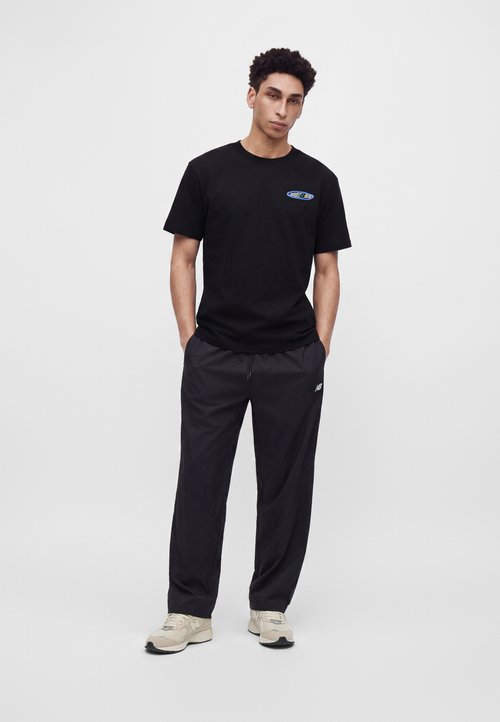 New Balance HEAT MAP FORWARD THINKER - Print T-shirt - black — foto 2
