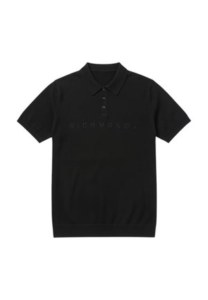 Polo nera a maniche corte con collo abbottonato e "RICHMOND X" impresso sul petto.