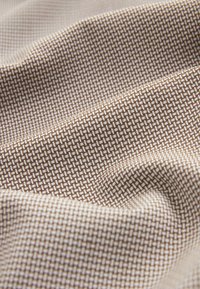 Next TEXTURED TRIMMED  SINGLE CUFF - Cămașă - neutral brown