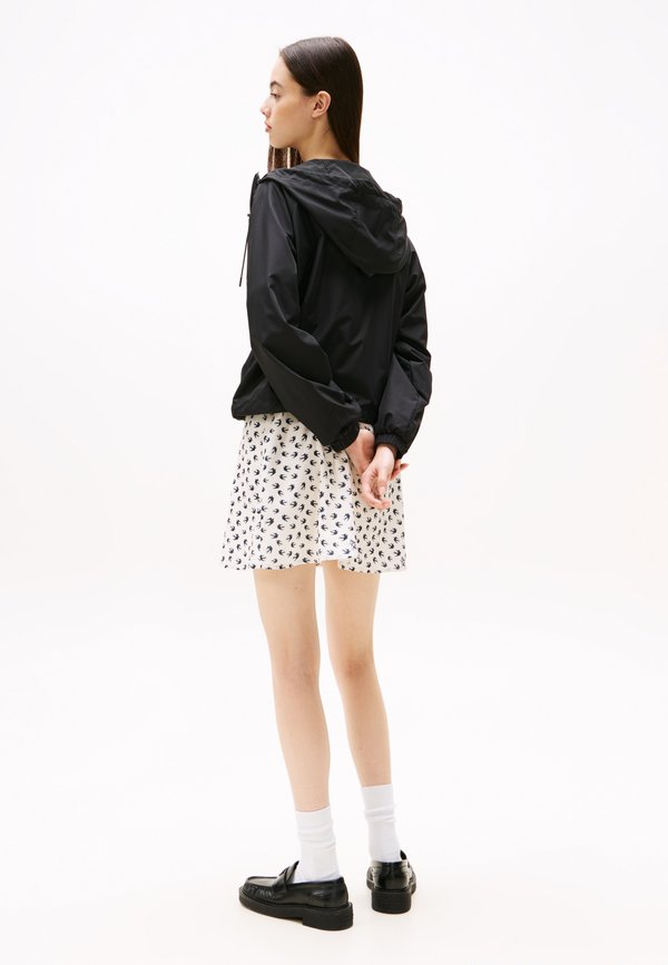 ESSENTIAL WINDBREAKER - Outdoor jacket3