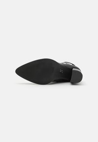 Steve Madden BRENTLEY - Kotníková obuv na vysokém podpatku - black
