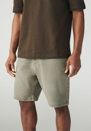 REGULAR FIT - Shorts - khaki green