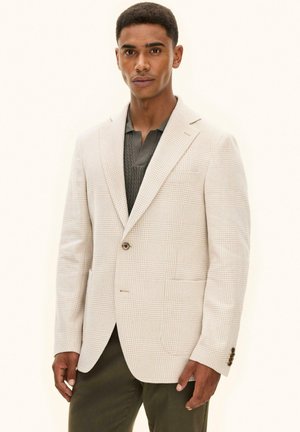 Oscar Jacobson FOGERTY PATCH - Blazer - beige