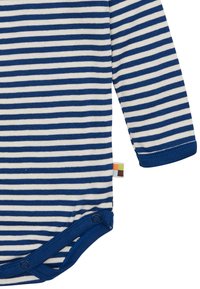 Body neonato a righe blu navy e bianco, a maniche lunghe, con chiusure a scatto sul fondo e un piccolo etichetta con accenti di colore.