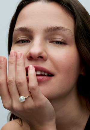 Pandora Ring - gold plated