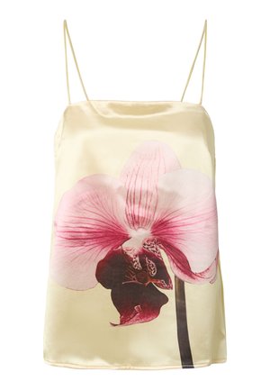 YAS, Topp - anise flower