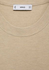 Mango MICROSTRUCTURED - Pulover - beige