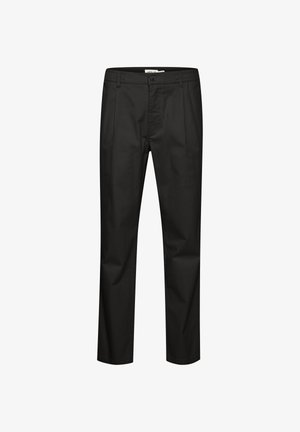 Schwarze Chinos mit glattem, mattem Finish. Verfügen über einen elastischen Bund, Vordertaschen und einen Reißverschluss mit Knopfverschluss.