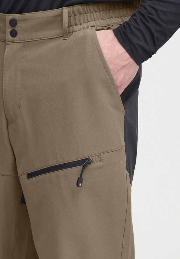 NBAVAN M - Trousers2