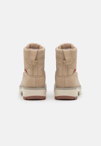 Levi's® SOLVI  beżowy