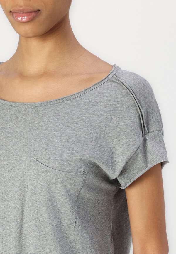 SHORT-SLEEVE CHEST-POCKET - Basic T-shirt4