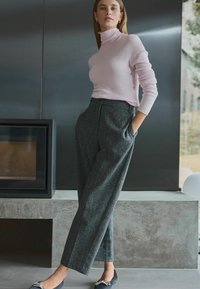 Next HIGH ROLL NECK - Pulover - blush pink