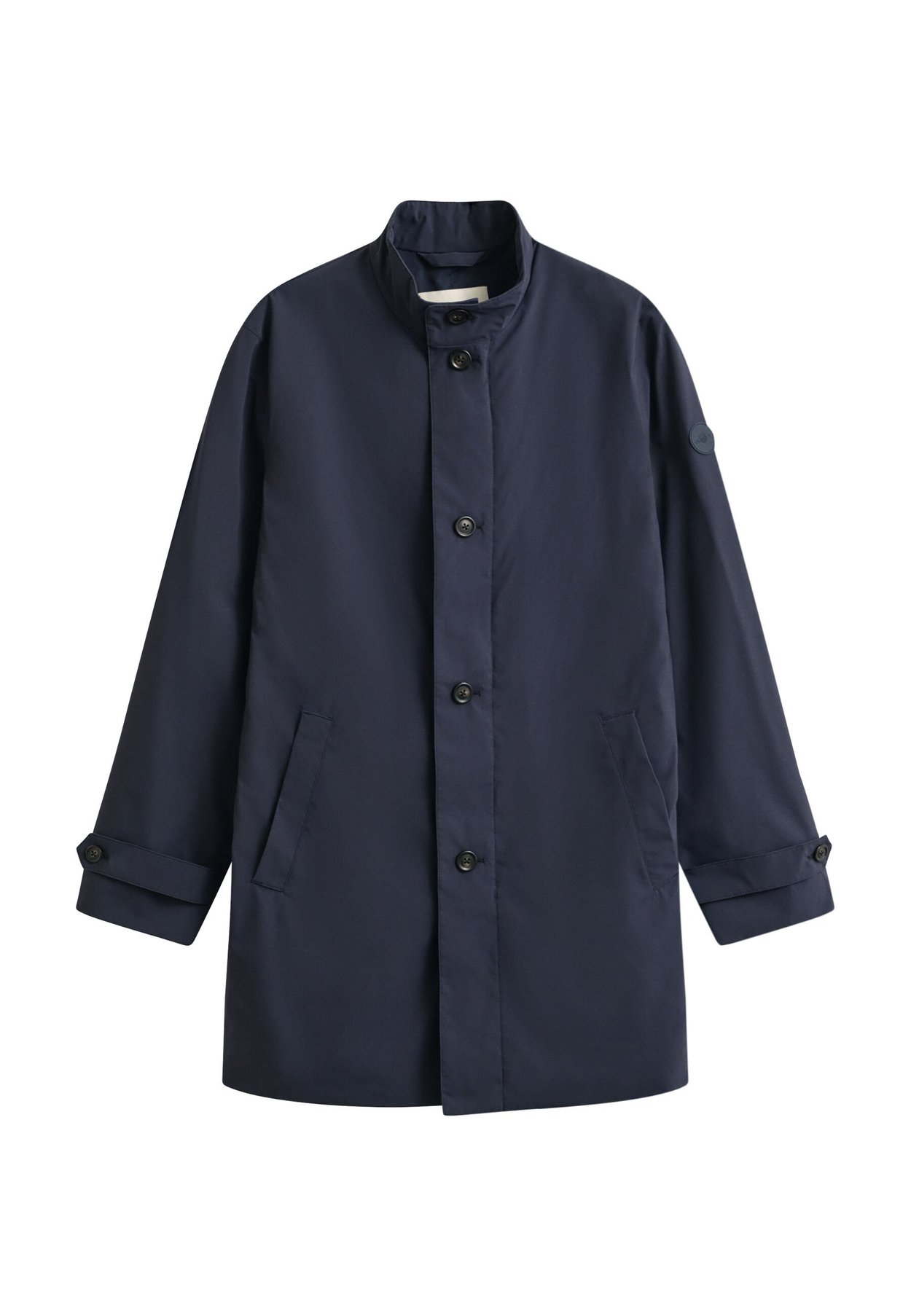 LIGHTWEIGHT COMMUTER COAT